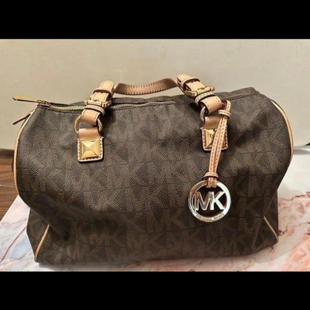 Elevate Your Everyday Look w/ the Gently Loved Michael Kors Brown Monogram Bag - Picture 1 of 10